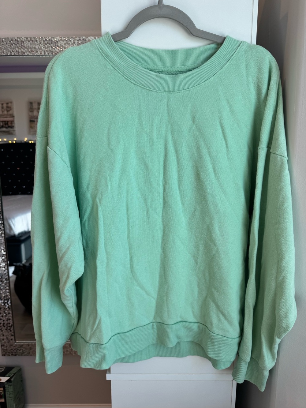 Colsie Mint Green Crewneck Sweater